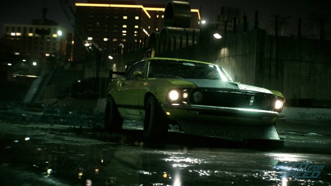 Mustang на платформе Fox стал третьим поколением знаменитых малогабаритных двухместных автомобилей Ford. Эта модель производилась с 1987 по 1993 год и полюбили ее многие энтузиасты. За последние годы интерес к Fox Body на 5-литровом двигателе V-8 с малым блоком цилиндров и со штанговым толкателем пробуждается, так как вновь взлетела популярность автомобилей в стиле конца 80-х и спрос на дешевые, мощные и тюнингуемые заднеприводные автомобили для дрифта.