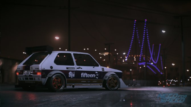 Возможно, Golf GTI — это самая легендарная и популярная машина, которая когда-либо выпускалась мод маркой Volkswagen. За рулем Mk1 GTI 1-го поколения — оригинального горячего хэтчбека и одной из первых малогабаритных машин, на которой появилась механическая система впрыска топлива, — хочется ездить бесконечно. Возможно, 4-цилиндровый двигатель этой модели далек от современных стандартов мощности, но благодаря классическим очертаниям и приятному внешнему виду она остается невероятно популярной среди европейских любителей тюнинга.