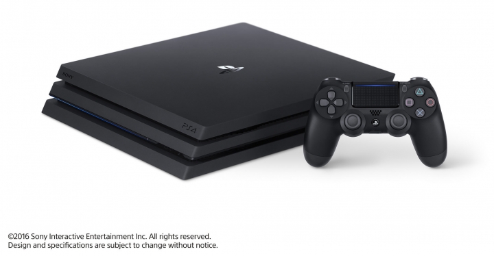 Выглядит PlayStation 4 Pro как склеенные вместе PS4 Slim. За рубежом ее уже называют "сэндвич"