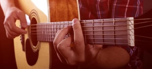 Быстрый гайд: Как научиться играть на гитаре